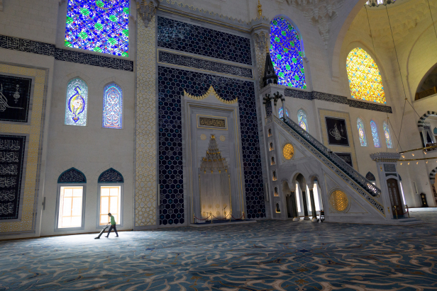 Büyük Çamlıca Mosque Turkey