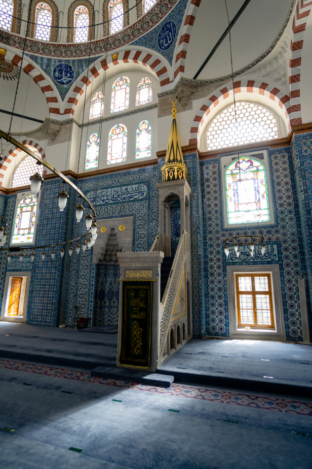 Rüstem Paşa Mosque Interior